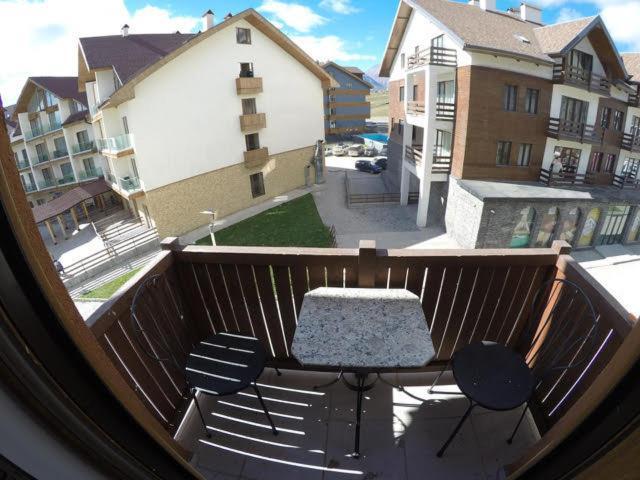Redco №1 Apartament Gondola Lift Lägenhet Gudauri Exteriör bild